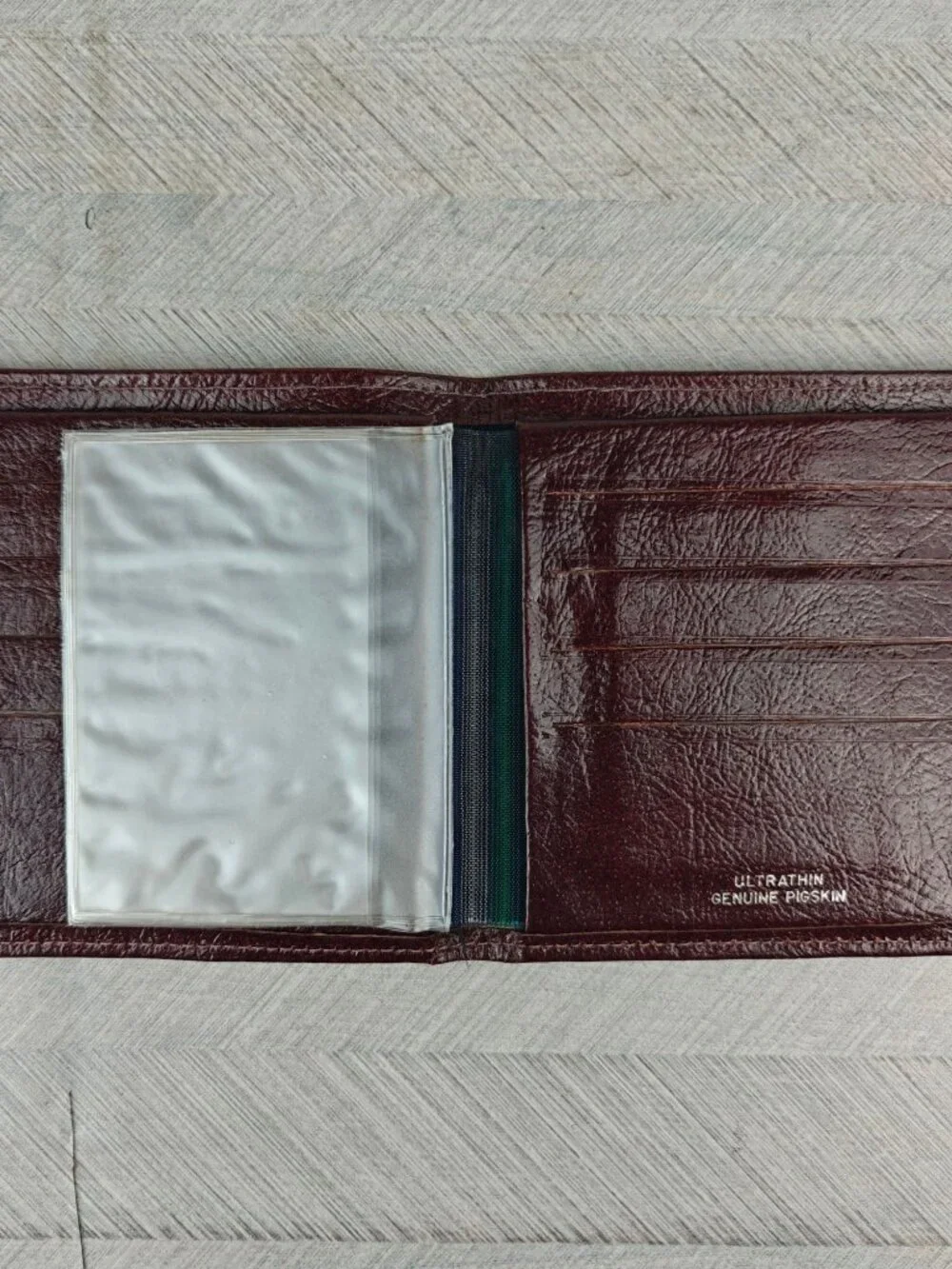 Vintage Ultrathin Genuine Pigskin Wallet Gold Corners Brown Red FranStef USA